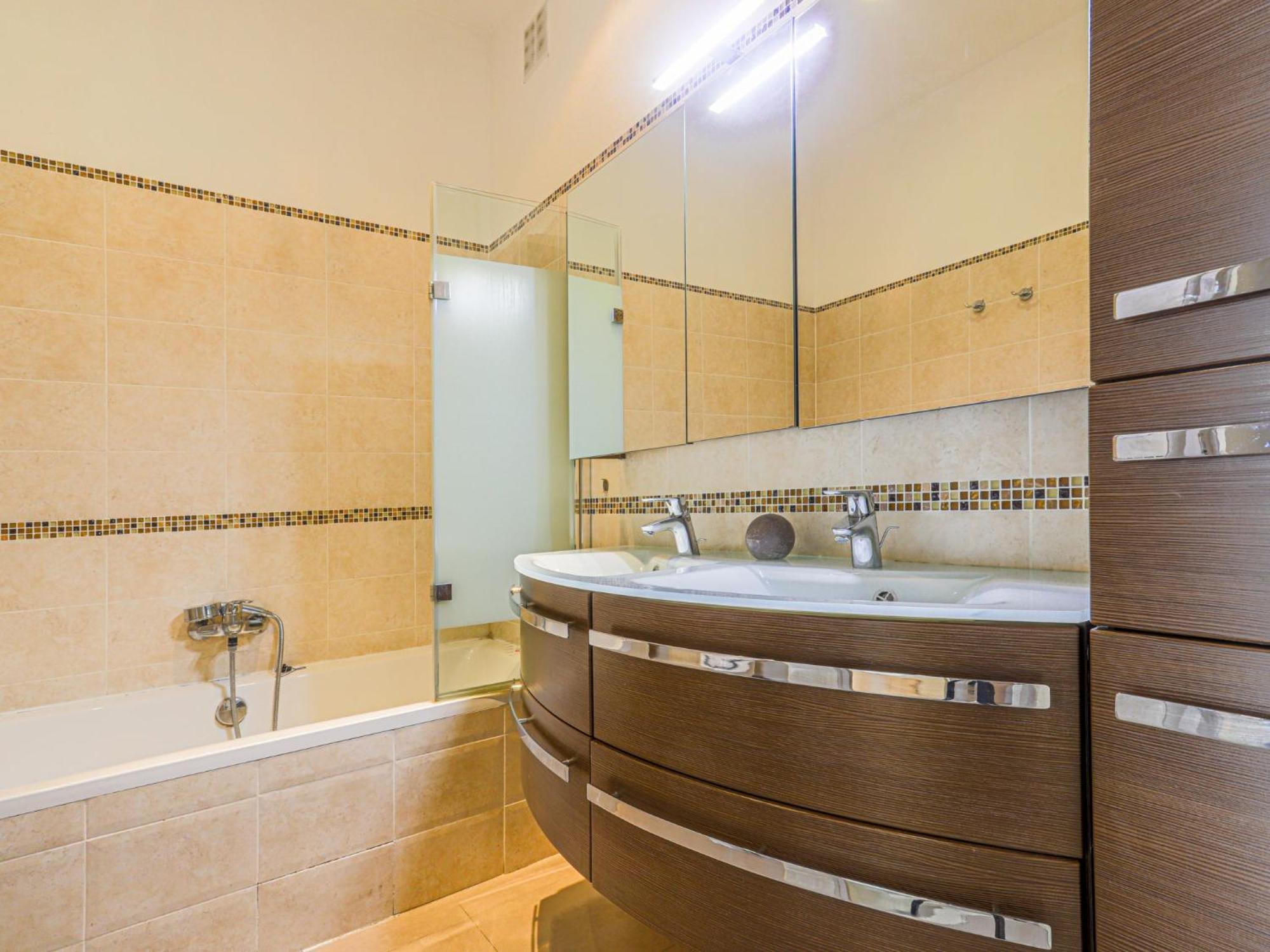 Apartment Le Victor Hugo By Interhome Ницца Экстерьер фото